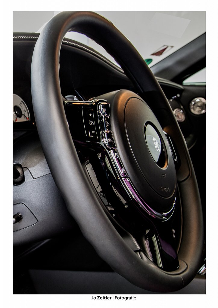 Rolls-Royce-Steuer.jpg